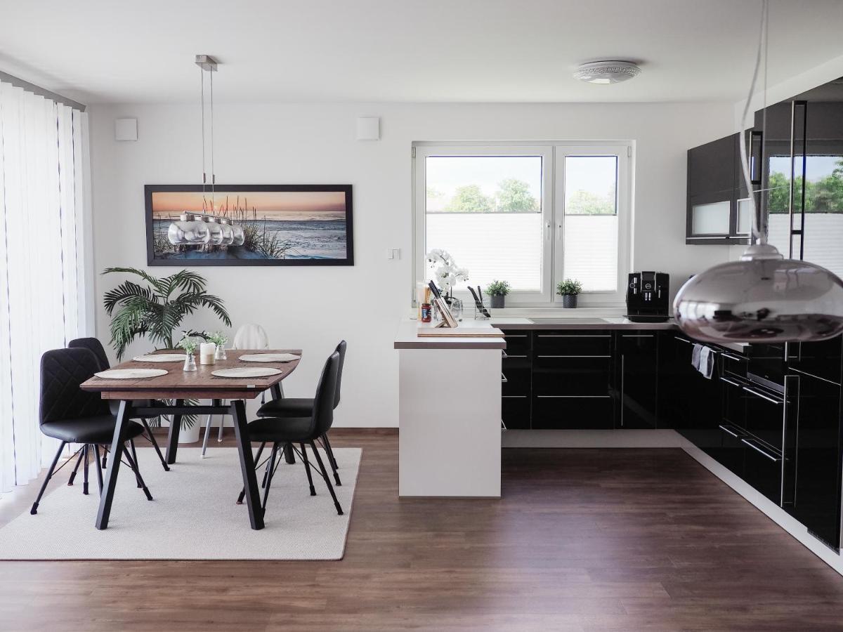 Moderne Ferienwohnung Mit Seeblick & Terrasse 96Qm Grossraeschen Zewnętrze zdjęcie